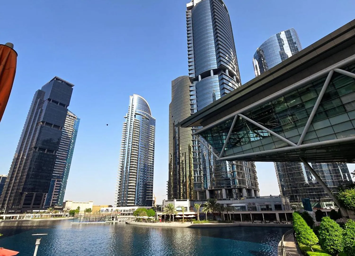 Stylish 1Br Apartment! Near Metro & Stroll To Dubai Marina Apartment
