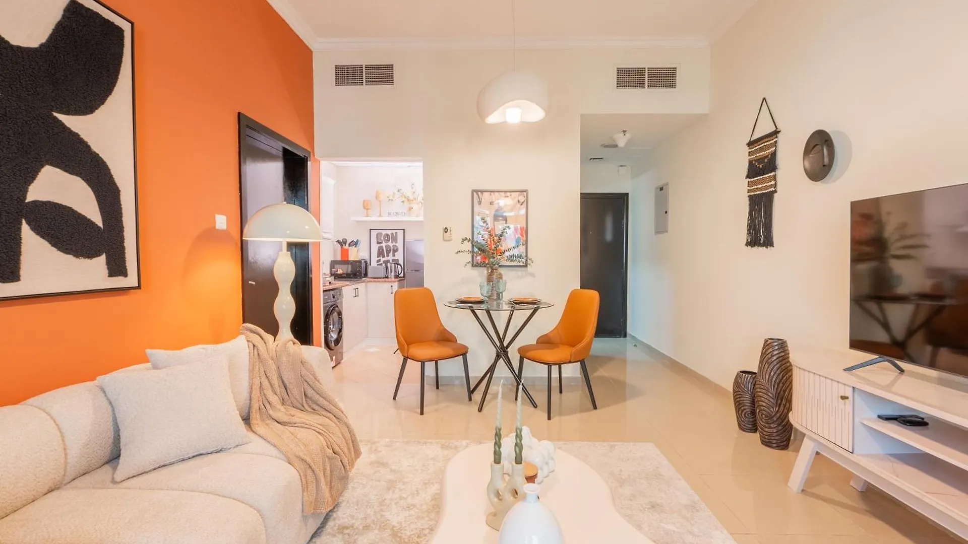 Stylish 1Br Apartment! Near Metro & Stroll To Dubai Marina 0*,  United Arab Emirates