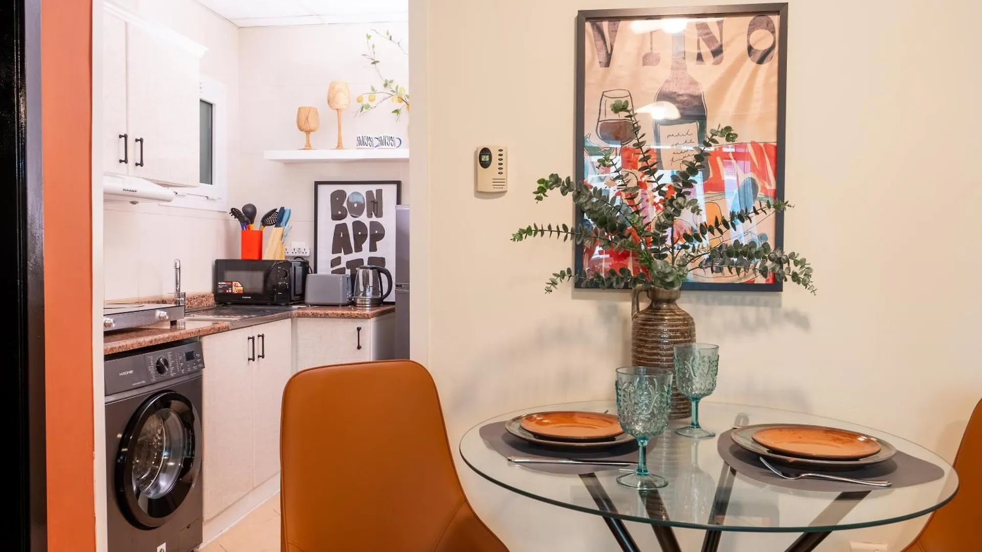 Stylish 1Br Apartment! Near Metro & Stroll To Dubai Marina United Arab Emirates