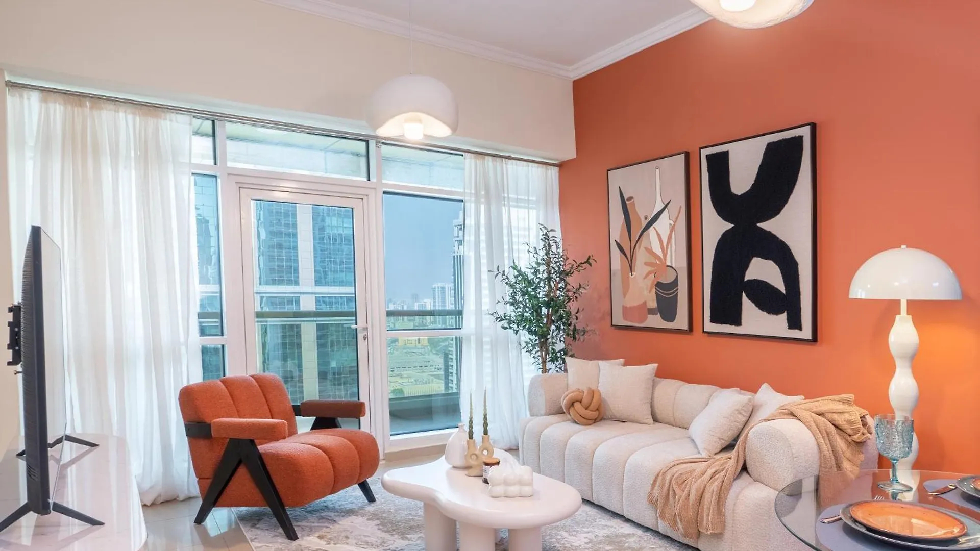 Stylish 1Br Apartment! Near Metro & Stroll To Dubai Marina
